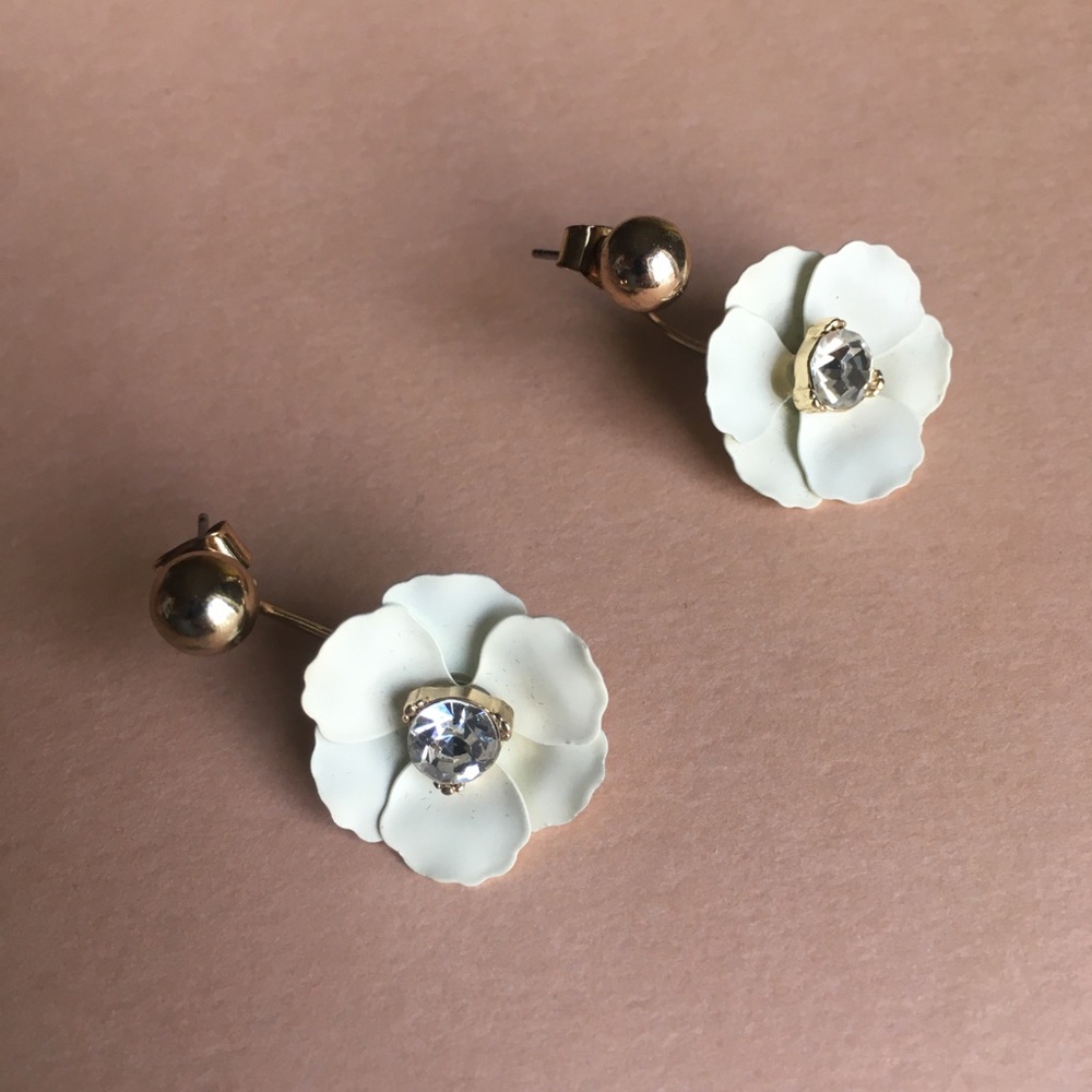 H&M Flower Earrings 🌼